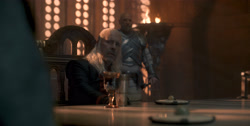 extant_HouseOfTheDragon_1x04-KingOfTheNarrowSea_1289