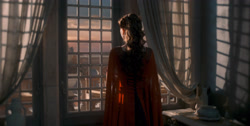extant_HouseOfTheDragon_1x04-KingOfTheNarrowSea_1360