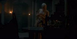 extant_HouseOfTheDragon_1x04-KingOfTheNarrowSea_1409