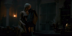 extant_HouseOfTheDragon_1x04-KingOfTheNarrowSea_1429