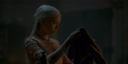 extant_HouseOfTheDragon_1x04-KingOfTheNarrowSea_1443
