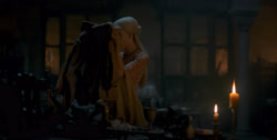 extant_HouseOfTheDragon_1x04-KingOfTheNarrowSea_1447