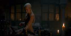 extant_HouseOfTheDragon_1x04-KingOfTheNarrowSea_1455