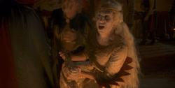 extant_HouseOfTheDragon_1x04-KingOfTheNarrowSea_1805