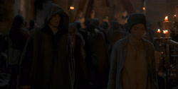 extant_HouseOfTheDragon_1x04-KingOfTheNarrowSea_1911