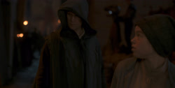 extant_HouseOfTheDragon_1x04-KingOfTheNarrowSea_1921