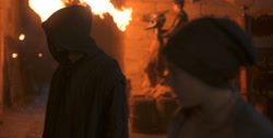extant_HouseOfTheDragon_1x04-KingOfTheNarrowSea_1924