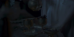 extant_HouseOfTheDragon_1x04-KingOfTheNarrowSea_1939