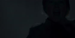 extant_HouseOfTheDragon_1x04-KingOfTheNarrowSea_1976