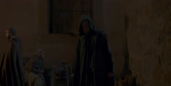 extant_HouseOfTheDragon_1x04-KingOfTheNarrowSea_2003