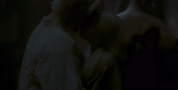 extant_HouseOfTheDragon_1x04-KingOfTheNarrowSea_2351