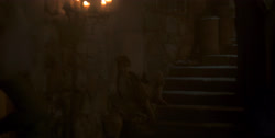 extant_HouseOfTheDragon_1x04-KingOfTheNarrowSea_2463