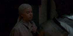 extant_HouseOfTheDragon_1x04-KingOfTheNarrowSea_2624