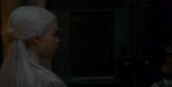 extant_HouseOfTheDragon_1x04-KingOfTheNarrowSea_2630