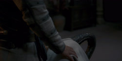 extant_HouseOfTheDragon_1x04-KingOfTheNarrowSea_2760