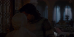 extant_HouseOfTheDragon_1x04-KingOfTheNarrowSea_2789