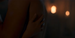 extant_HouseOfTheDragon_1x04-KingOfTheNarrowSea_2842