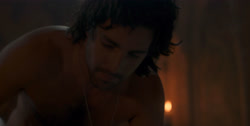 extant_HouseOfTheDragon_1x04-KingOfTheNarrowSea_2866
