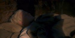 extant_HouseOfTheDragon_1x04-KingOfTheNarrowSea_3020