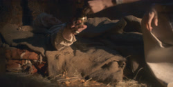 extant_HouseOfTheDragon_1x04-KingOfTheNarrowSea_3030