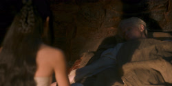 extant_HouseOfTheDragon_1x04-KingOfTheNarrowSea_3040