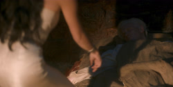 extant_HouseOfTheDragon_1x04-KingOfTheNarrowSea_3042