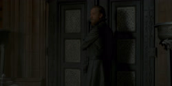 extant_HouseOfTheDragon_1x04-KingOfTheNarrowSea_3136