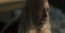 extant_HouseOfTheDragon_1x04-KingOfTheNarrowSea_3408