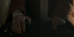 extant_HouseOfTheDragon_1x04-KingOfTheNarrowSea_3437