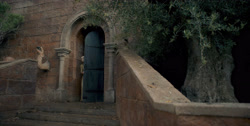 extant_HouseOfTheDragon_1x04-KingOfTheNarrowSea_3532