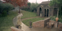extant_HouseOfTheDragon_1x04-KingOfTheNarrowSea_3552