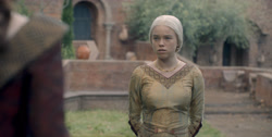 extant_HouseOfTheDragon_1x04-KingOfTheNarrowSea_3607