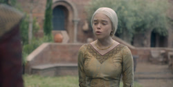 extant_HouseOfTheDragon_1x04-KingOfTheNarrowSea_3634