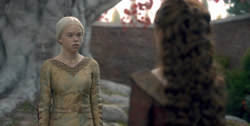extant_HouseOfTheDragon_1x04-KingOfTheNarrowSea_3675