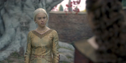extant_HouseOfTheDragon_1x04-KingOfTheNarrowSea_3697