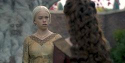 extant_HouseOfTheDragon_1x04-KingOfTheNarrowSea_3707