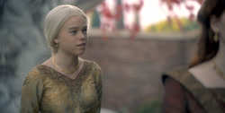 extant_HouseOfTheDragon_1x04-KingOfTheNarrowSea_3763