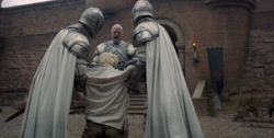 extant_HouseOfTheDragon_1x04-KingOfTheNarrowSea_3894