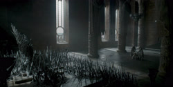 extant_HouseOfTheDragon_1x04-KingOfTheNarrowSea_3925