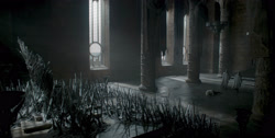 extant_HouseOfTheDragon_1x04-KingOfTheNarrowSea_3929