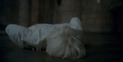 extant_HouseOfTheDragon_1x04-KingOfTheNarrowSea_3947