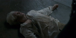 extant_HouseOfTheDragon_1x04-KingOfTheNarrowSea_4012