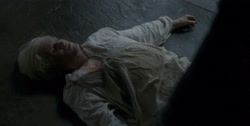 extant_HouseOfTheDragon_1x04-KingOfTheNarrowSea_4014