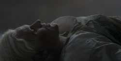 extant_HouseOfTheDragon_1x04-KingOfTheNarrowSea_4072
