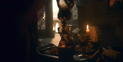 extant_HouseOfTheDragon_1x04-KingOfTheNarrowSea_4172