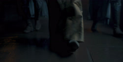 extant_HouseOfTheDragon_1x04-KingOfTheNarrowSea_4281