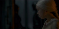 extant_HouseOfTheDragon_1x04-KingOfTheNarrowSea_4355