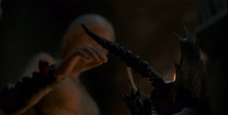 extant_HouseOfTheDragon_1x04-KingOfTheNarrowSea_4365