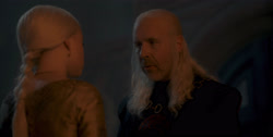 extant_HouseOfTheDragon_1x04-KingOfTheNarrowSea_4514