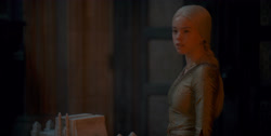extant_HouseOfTheDragon_1x04-KingOfTheNarrowSea_4601